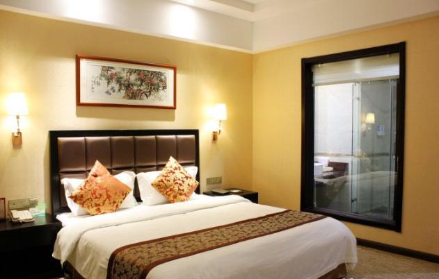Jinan Yue Ming Xuan Hotel Цзінань Екстер'єр фото
