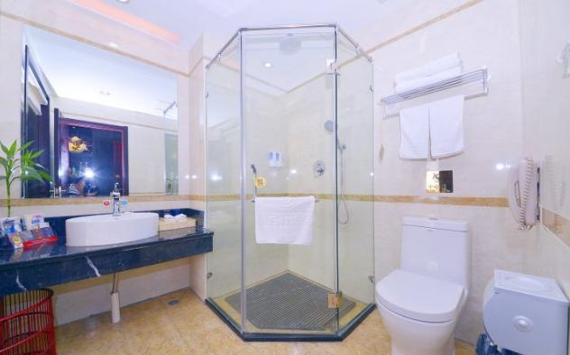 Jinan Yue Ming Xuan Hotel Цзінань Екстер'єр фото
